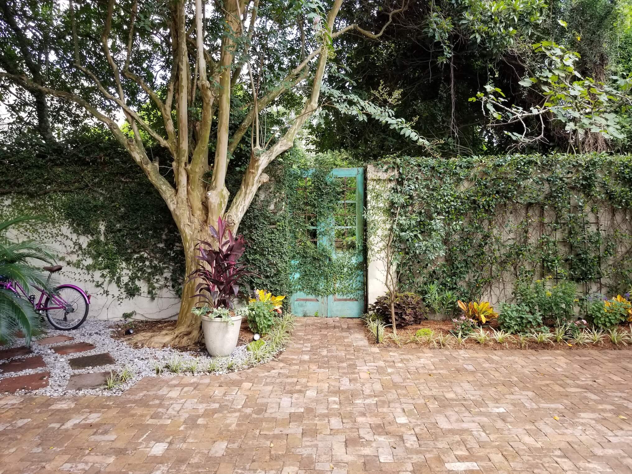 Brick Patio (1)
